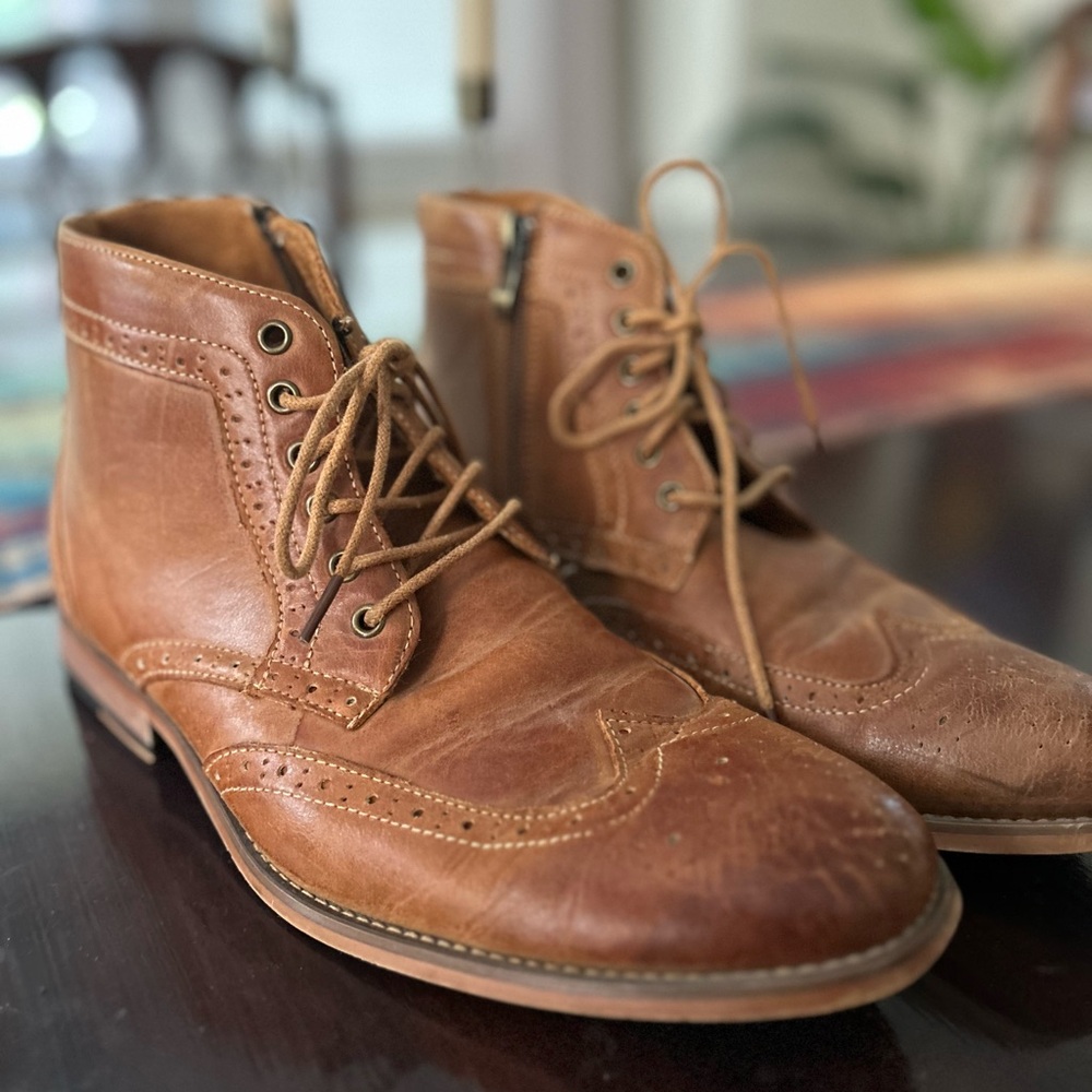 Brown Leather Men's Wing Tip Boots